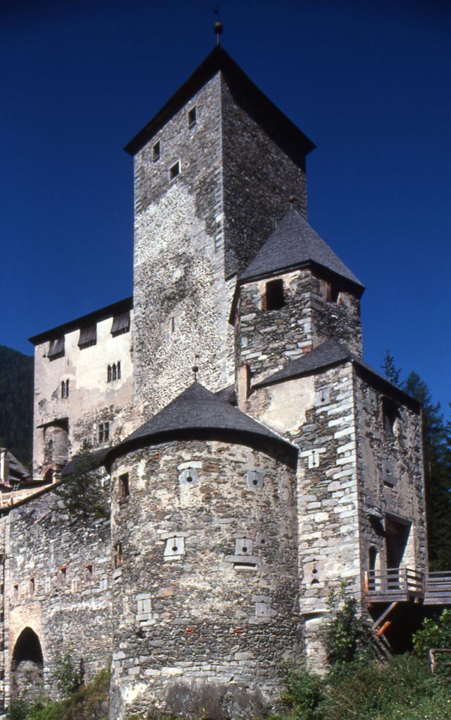 Burg Taufers Museen Museen In Sudtirol Autonome Provinz Bozen Sudtirol